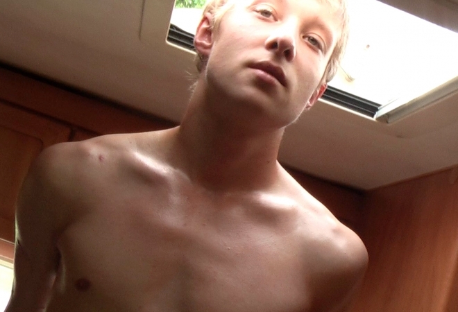 Caravan - 5 Days, 5 Twinks, 5 Cumshots