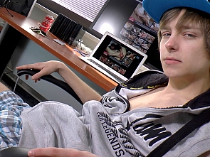 Handjob in our office - Part 1 of 2