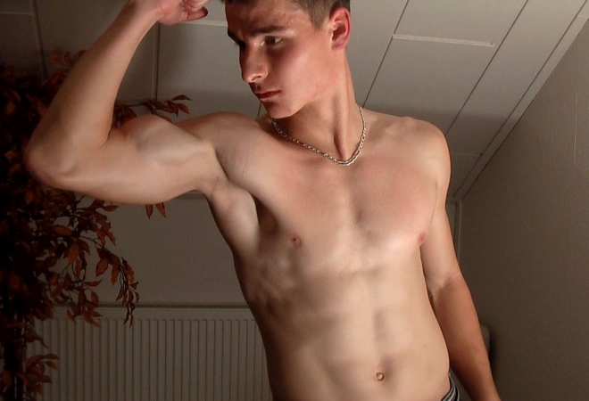 Casting - Flexing