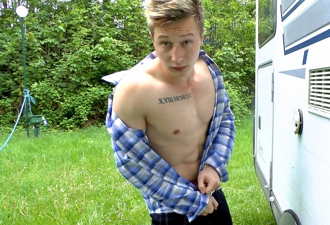 Caravan Boys 2014 - Posing and Flexing Outdoors