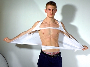 Muscle Flex - Casting 8