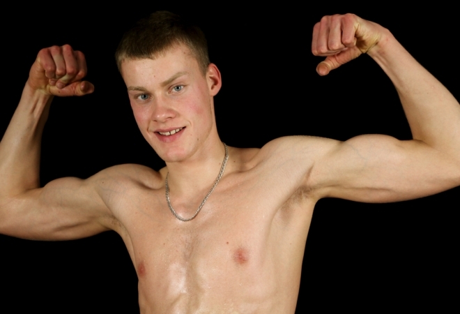 Muscle Flex - Casting 9