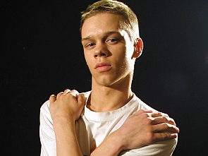 PL Studio - Cute Blonde Guy