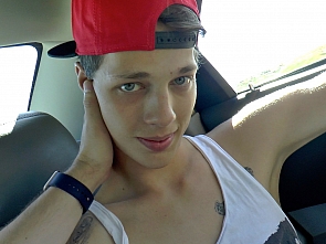 Will Simon in Limo Boys - Handjob